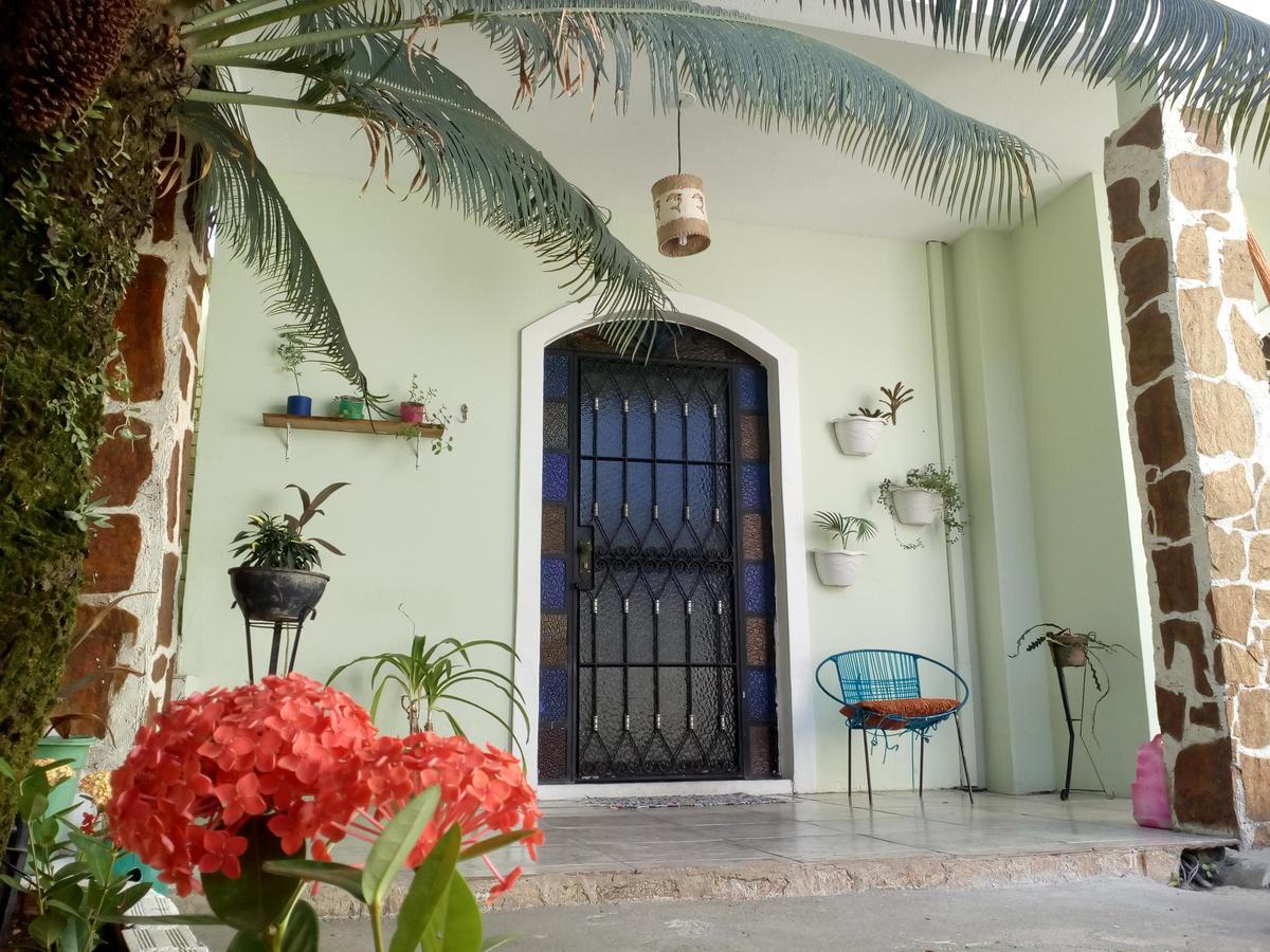 Nautilus Hostel Araquari Exterior foto